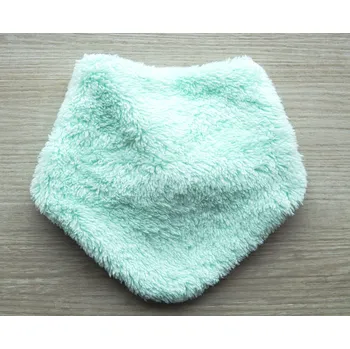 Nákrčník AMÁLKA Chlupatkový šátek na krk, zelený