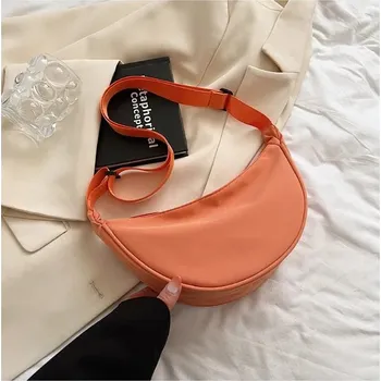 Outdoorové zavazadlo Elegantní dámská ledvinka s velkou kapacitou - oranžový