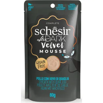 Krmivo pro kočku Schesir Cat kapsa After Dark Velvet Mousse kuře/vejce 80g