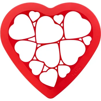 Forma na pečení Vykrajovací forma na cukroví - srdce Lékué 25 cm červená