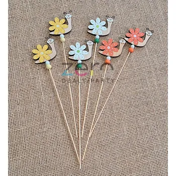 Party dekorace Zápich hlemýžď dřevěný (6 ks) - přírodní s barevným (mix)