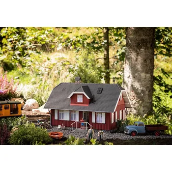 Modelová železnice Rodinný dům s osvětlením G - Faller 331093 (Zahradní železnice)