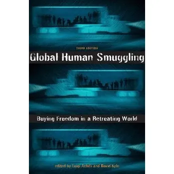 Cizojazyčná kniha Global Human Smuggling