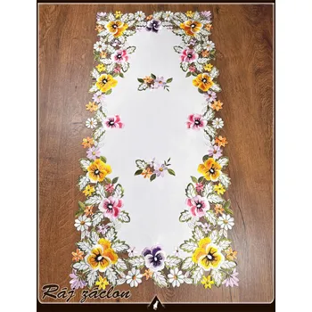 ubrus Vyšívaný ubrus 40 cm x 85 cm - Violka (Dekorativní vyšívaný ubrus na konferenční stolek.)