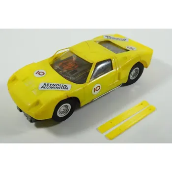 Příslušenství k autodráze 3D TISK Opravný díl uchycení karoserie k podvozku Ford GT