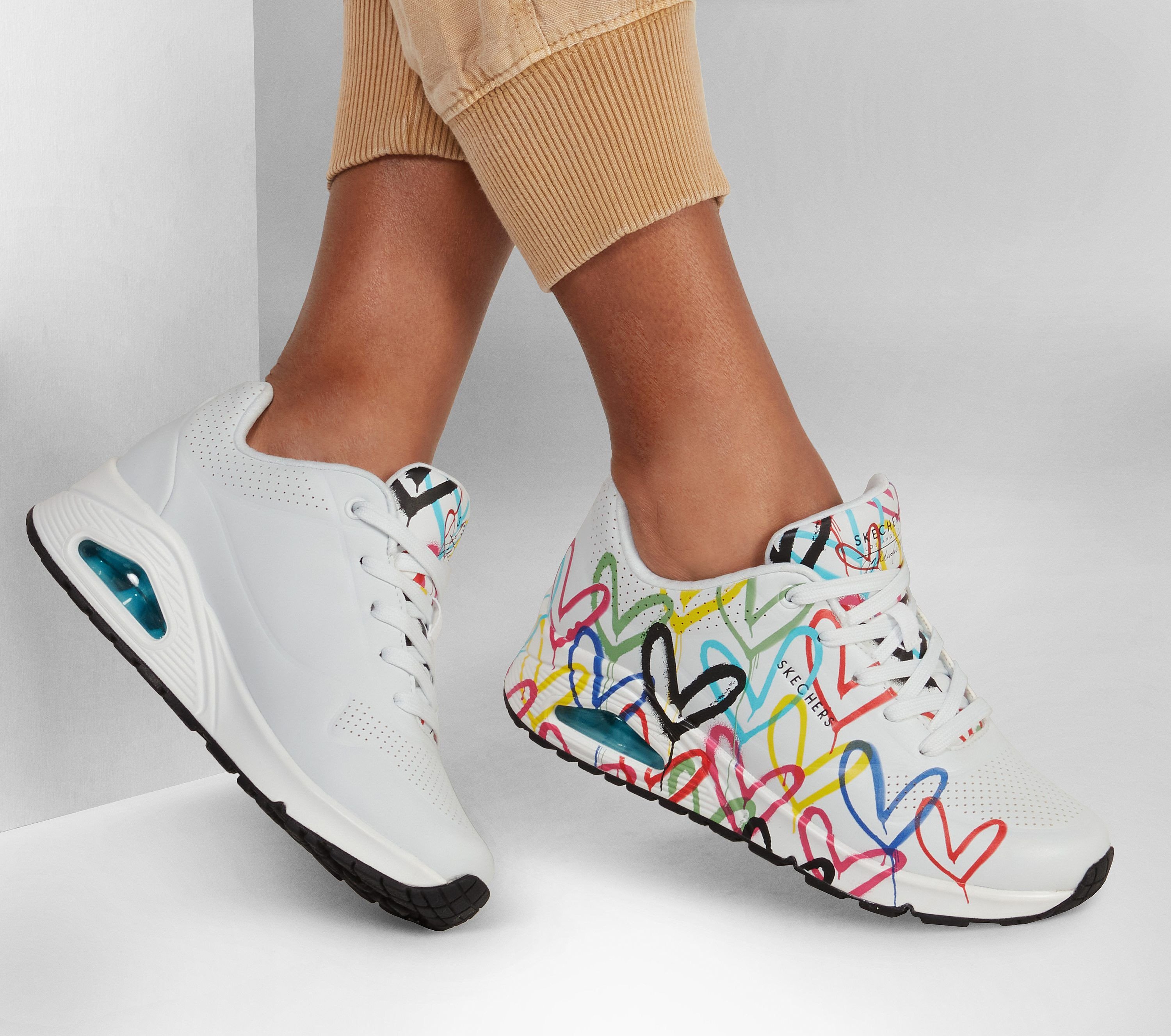 SKECHERS UNO-SPREAD THE LOVE Dámské boty EU 38 155507_WMLT