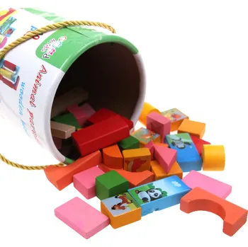 Dřevěná hračka Leventi Dřevěná stavebnice v kyblíku - zvířátka