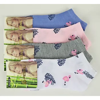 Dámské ponožky PESAIL Dámské bambusové kotníkové ponožky vzor 51 Velikost: 35 - 38