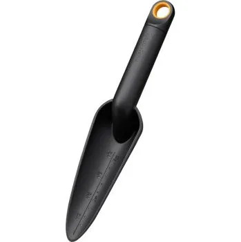 Zahradní lopatka Lopatka FISKARS SOLID přesazovací 56 mm