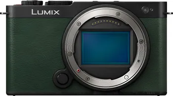 Kompakt s výměnným objektivem Panasonic Lumix DC-S9