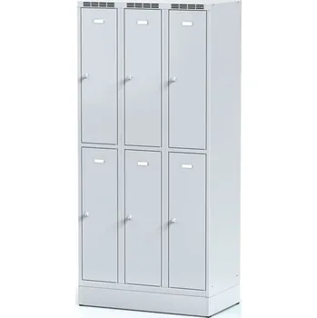 Šatní skříň Alfa 3 Kovová šatní skříňka S6 s úložnými boxy na soklu, 6 boxů, 1920 x 900 x 500 mm, cylindrický zámek, šedé dveře
