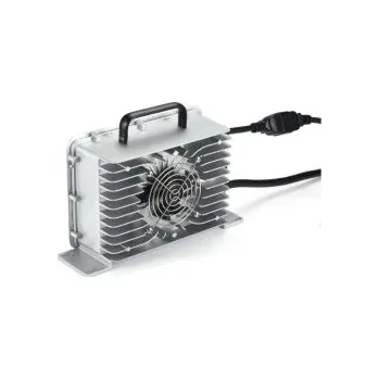 Nabíječka autobaterie Nabíječka lithiových baterií RoyPow 24V 30A