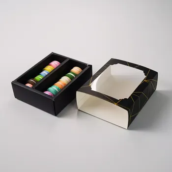 Krabička na makronky černá se zlatým rámečkem na 10 ks 15,5x12,5x5,2 cm