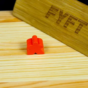 Příslušenství k deskovým hrám Meeple - dřevěná figurka do deskových her - velikost 1,6 cm Barva: Oranžová