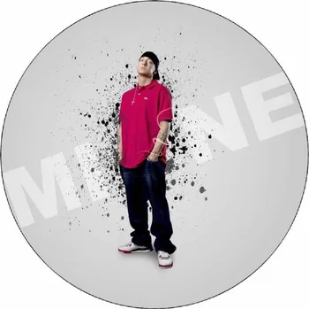 Jedlá dekorace na dort Jedlý papír Eminem v růžovém triku 19,5 cm