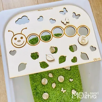 Dřevěná hračka Montessorihra - Housenka počítání - deska do Trofast boxu