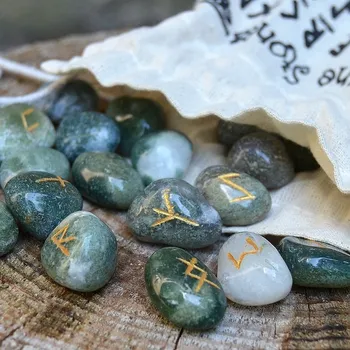 Runové kameny - Achát mechový ve lněném sáčku