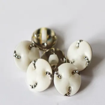 Knoflík 83047 knoflik 3024/24/1 bílý-stříbro - Bílá, 15mm