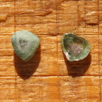 Přírodní kámen Turmalín melounový leštěný 1ks (905), , skladem