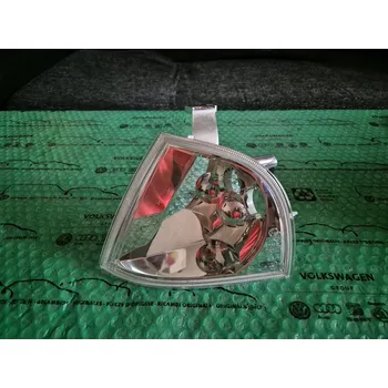 Směrový světlomet Originální díl Škoda přední ukazatel směru (blinkr) levý Škoda Octavia I (1U) Laurin a Klement před FL 1U0953155B Originál Škoda