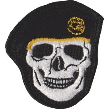 Nášivka NAVYS Nášivka lebka - černý baret D-38