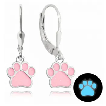 Náušnice Minet Svítící růžové stříbrné náušnice Tlapky