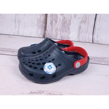 Chlapecká obuv Plážová obuv nazouváky gumové pantofle Camminare tmavomodré s míčem velikost: 22/23