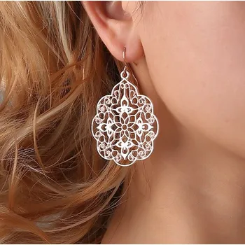 Náušnice Hezké dámské náušnice - stříbrné kytičky