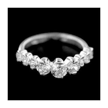 Prsten Stříbrný prsten s kamenem