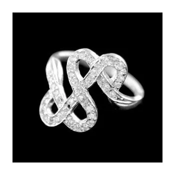 Prsten Stříbrný prsten s kamenem