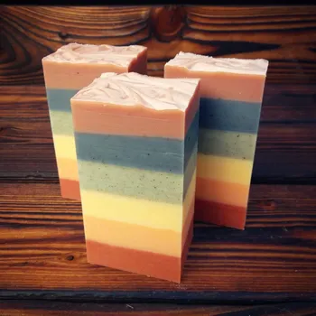 Mýdlo Mýdlovar DUHOVÉ MÝDLO Velikost: 60 g