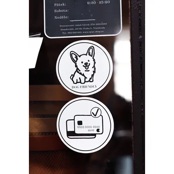 Samolepící dekorace ePipí Samolepka Dog friendly 1 ks 9,5cm