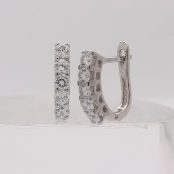 Náušnice Stříbrné náušnice s klasickým zapínáním