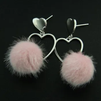 Náušnice Stříbrné náušnice s klasickým zapínáním