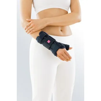 MEDI Manumed T bandáž zápěstí s fixací palce, Barva Černá, Provedení Levá, Velikost 1