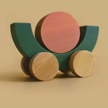 Dřevěná hračka MinMin Copenhagen Dřevěné autíčko balanční