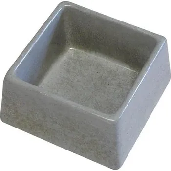 M.A.T. Group Čtvercová betonová miska šedá 600 ml miska pro malé zvíře M.A.T. Group Čtvercová betonová miska šedá 600 ml