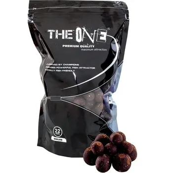 Boilies The One Black Boiled 22 mm/1 kg chobotnice/švestka