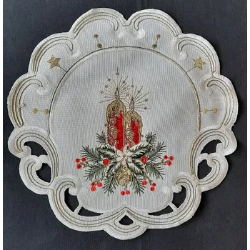 Vánoční dekorace UBRUS vyšívaný prům. 30cm vánoční šampáňo + červená svíčka