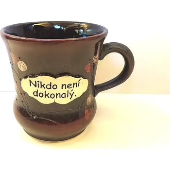 Český hrnek "NIKDO NENÍ DOKONALÝ" (Keramický hrníček z české keramiky )