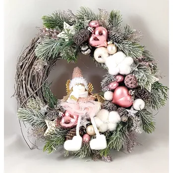 umělá květina Kyticky.cz Růžový věnec s andělkou