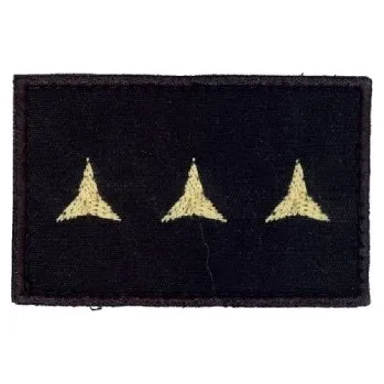 Hodnostní nášivka Nadporučík, černý podklad