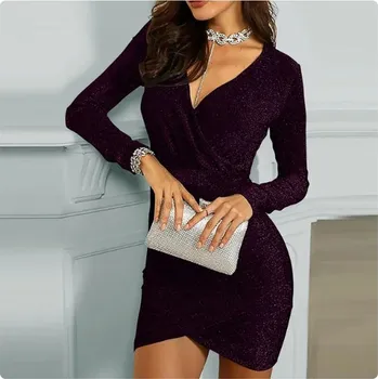 Dámské šaty Dámské sexy třpytivé "slim fit" šaty s dlouhým rukávem Barva: nachová, Velikost: S