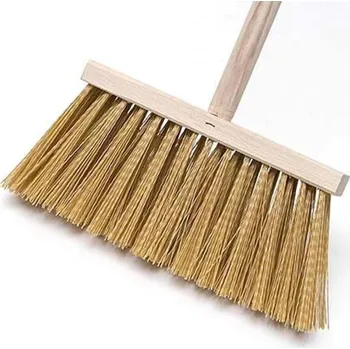 Chodníkový smeták s holí