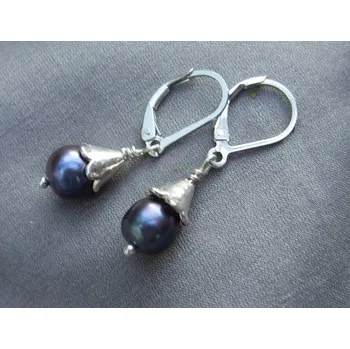 Náušnice Náušnice černé perly se stříbrnými zvonky
