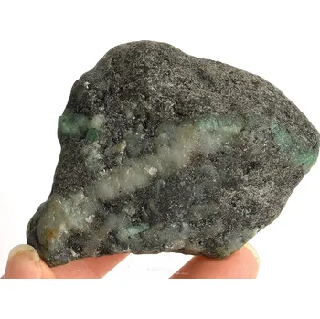 Přírodní kámen Smaragd surový z Brazílie 121g