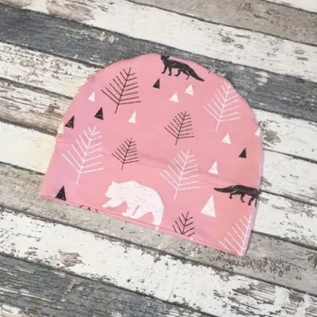 Kojenecká čepice Yháček Rostoucí čepička - Lesní zvěř na starorůžové S