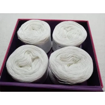 Příze Bílá 3-nitka 4x250m (Duhová krabička Bílá)