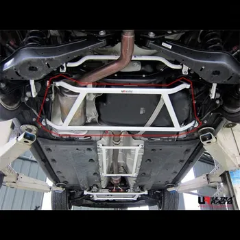 VW Golf 6 2.0 12+ UltraRacing 4-bodová Spodní rozpěra zadní nápravy 1965