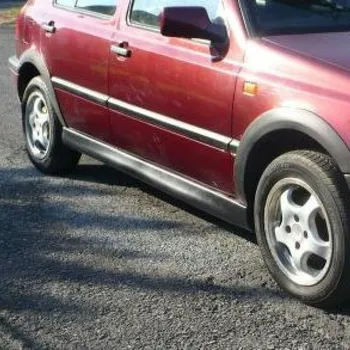 Prah karosérie Plastové prahy VW Golf 3 a Vento 1991-1998